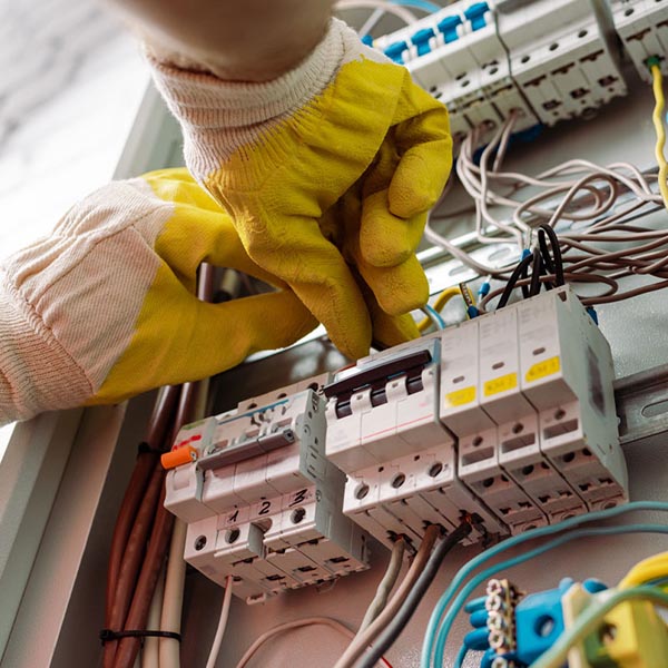 Cheap Electrician website quote Victoria